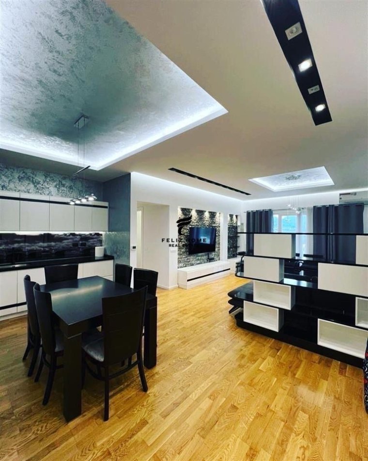 Tirane, shitet apartament 2+1 Kati 3, 116 m² 260.000 € (KOPSHTI BOTANIK)