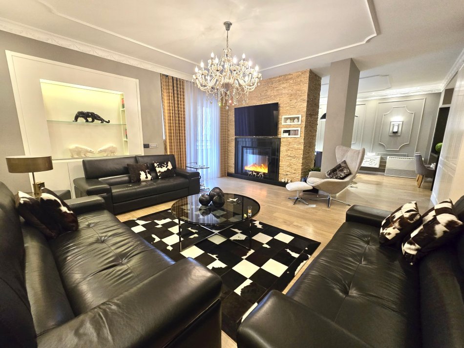 Me Qera: 2+1+2wc & 3 Ballkone ++ Post Parkimi  ( Gjigand | 200m2 ) 📍TE SELVIA - Perballe Kompleksit Halili(1.500 €)