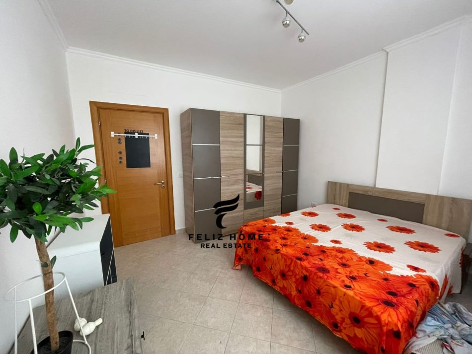 Tirane, shitet apartament 1+1 Kati 4, 109 m² 68.000 € (FRESKU)