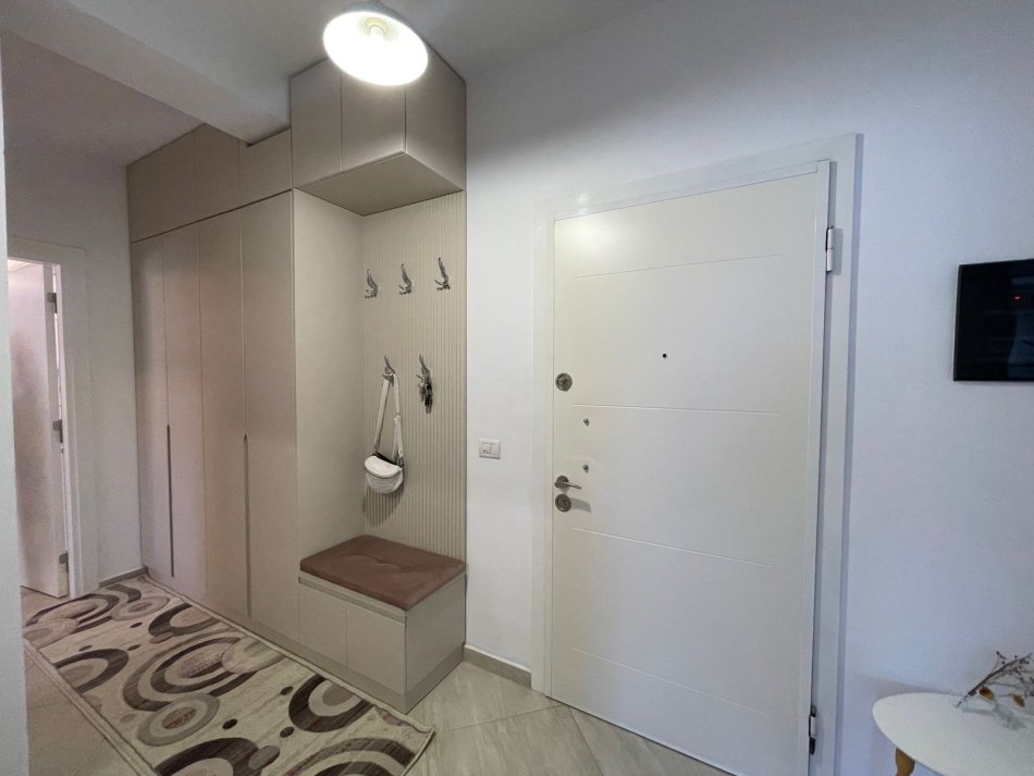 Tirane, jepet me qera apartament 2+1+Ballkon Kati 4, 115 m² 900 € (Liqeni i Thate)