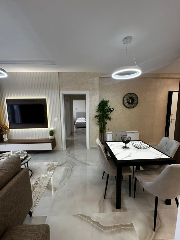 JEPET ME QERA APARTAMENT 2+1+2 TEK TIRANA GARDEN BUILDING