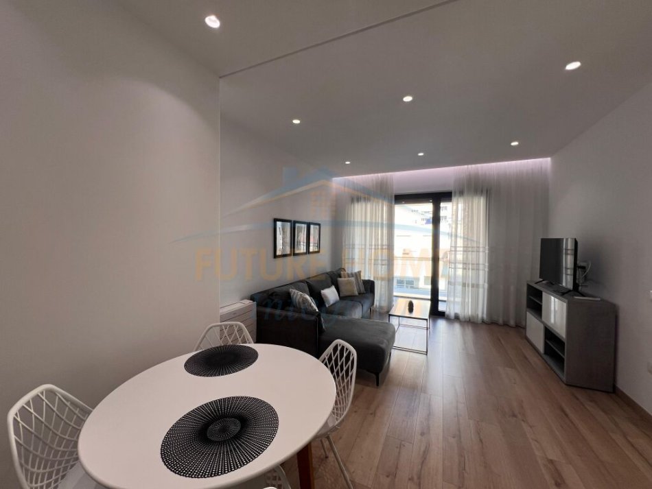 Tirane, jepet me qera apartament 1+1 Kati 2, 70 m² 1.100 € (RRUGA E ELBASANIT TIRANE)