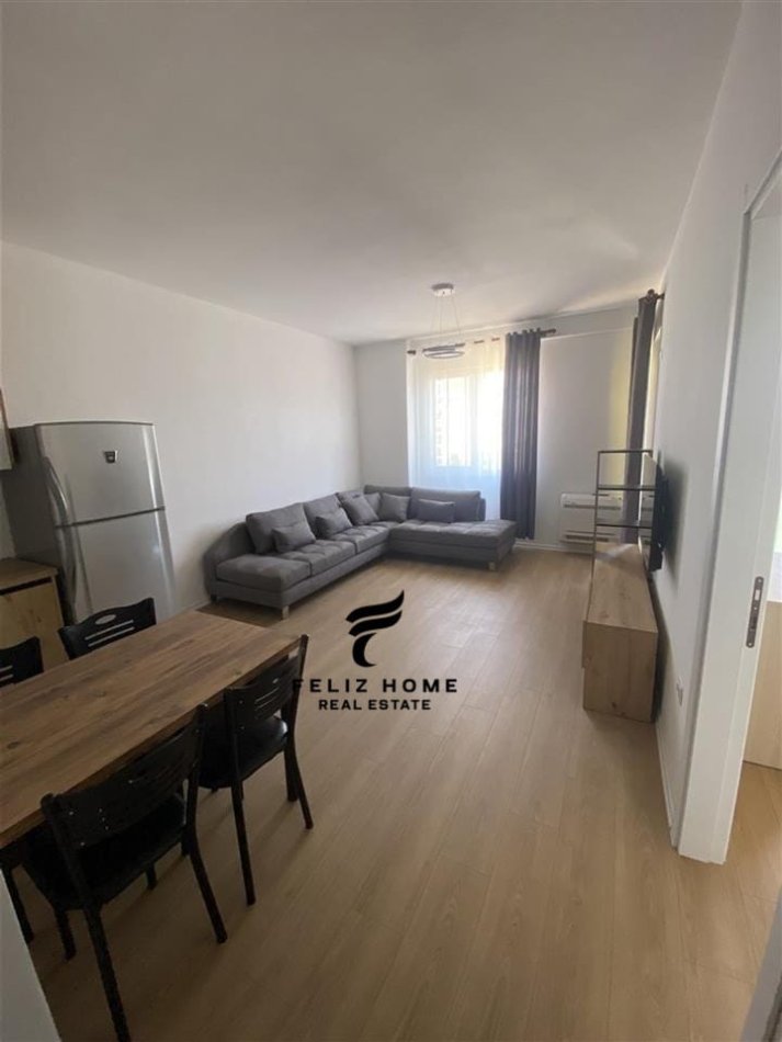 Tirane, jepet me qera apartament 1+1 Kati 5, 66 m² 420 € (YZBERISHT)