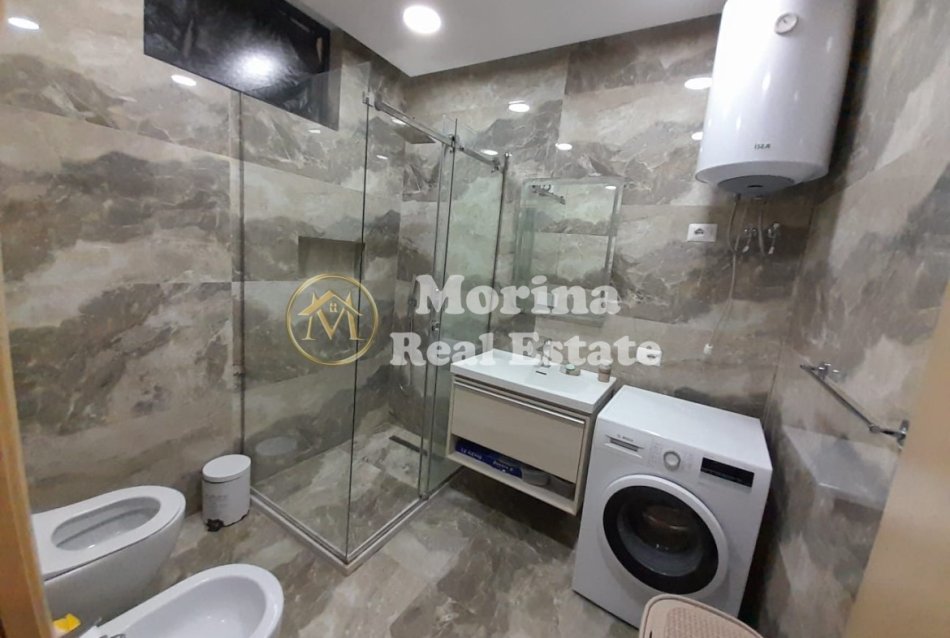 Tirane, jepet me qera apartament 2+1 Kati 3, 117 m² 550 € (Fresku)