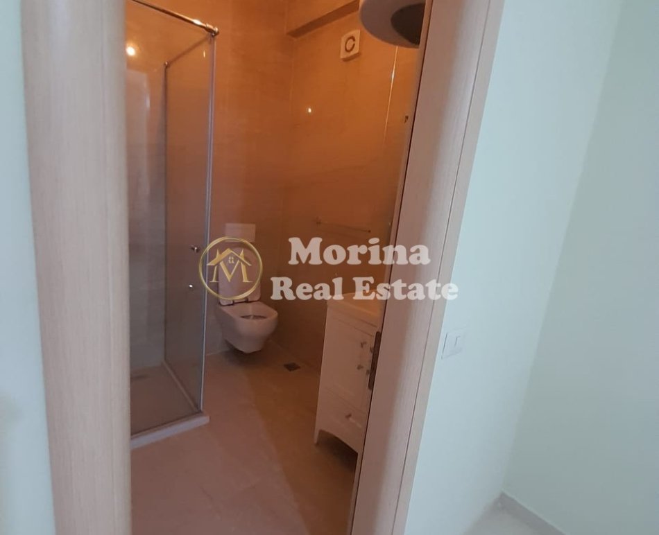 Tirane, jepet me qera apartament 2+1 Kati 3, 117 m² 550 € (Fresku)