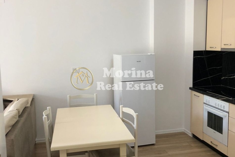 Tirane, jepet me qera apartament 2+1 Kati 2, 67 m² 500 € (Ali Demi/Kompleksi Mangalem)