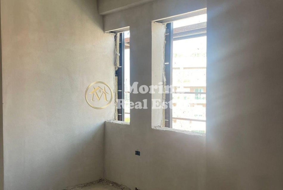 Tirane, jepet me qera apartament 2+1 Kati 6, 128 m² 920 € (Oasis)