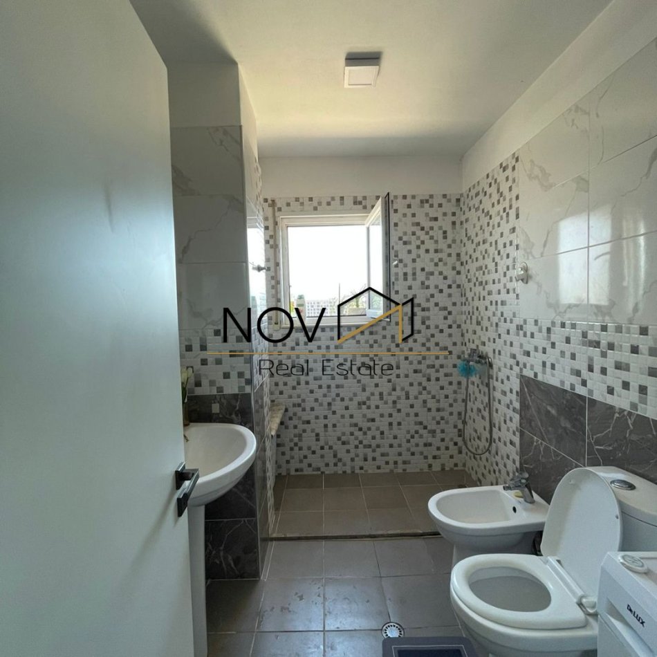 Tirane, shitet apartament 2+1+Ballkon Kati 6, (ASTIR)