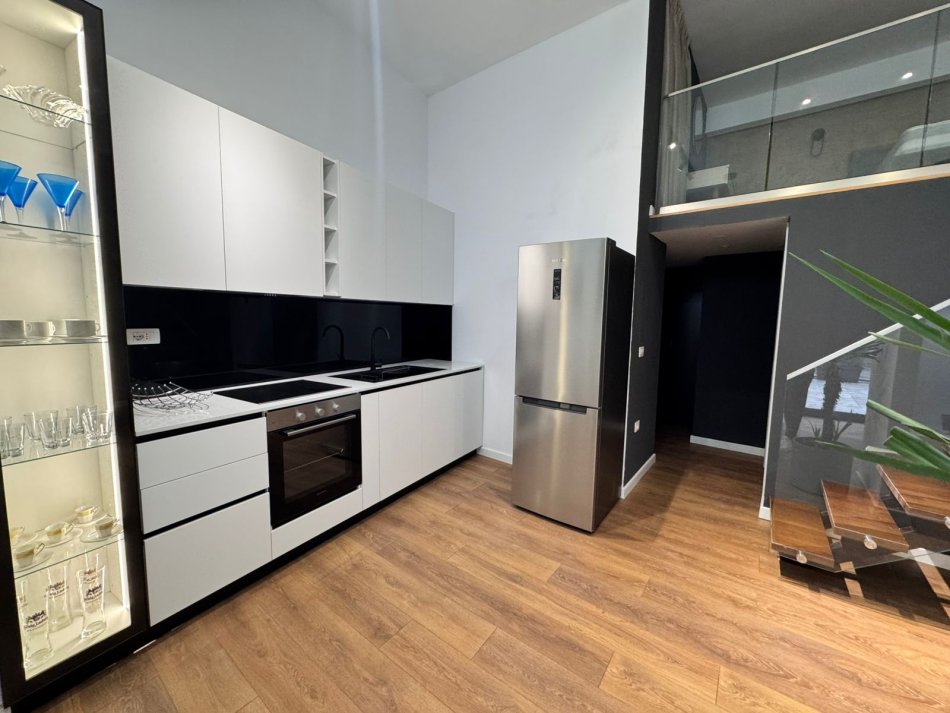 Tirane, shitet apartament duplex 2+1 Kati 2, 71 m² 150.000 € (LIQENI I THATE)