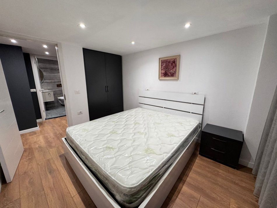 Tirane, shitet apartament duplex 2+1 Kati 2, 71 m² 150.000 € (LIQENI I THATE)