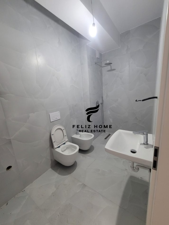 Tirane, shitet apartament 1+1+Ballkon Kati 6, 60 m² 83.000 € (ALI DEMI)