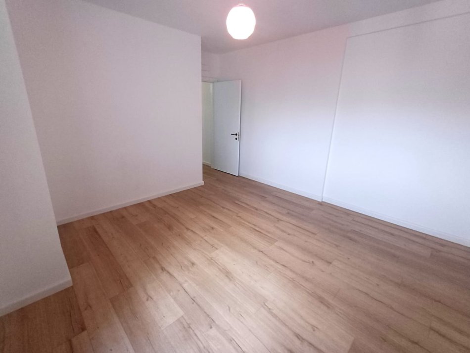 Shitet Apartament 1+1 Zogu i Zi    147.000 €