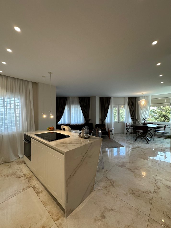 Tirane, shitet apartament 2+1 Kati 1, 117 m² 280.000 € (Liqeni i Thate)