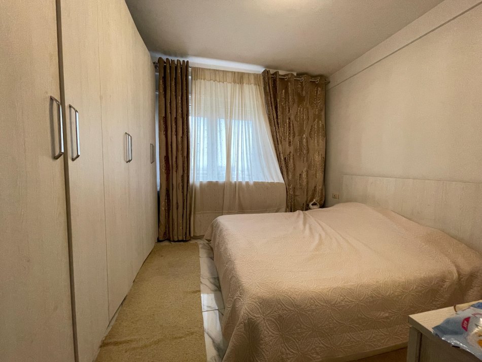 Tirane, shes 2+1+Ballkon Kati 6, 148 m² 155.000 € (Rruga Veli Deni)