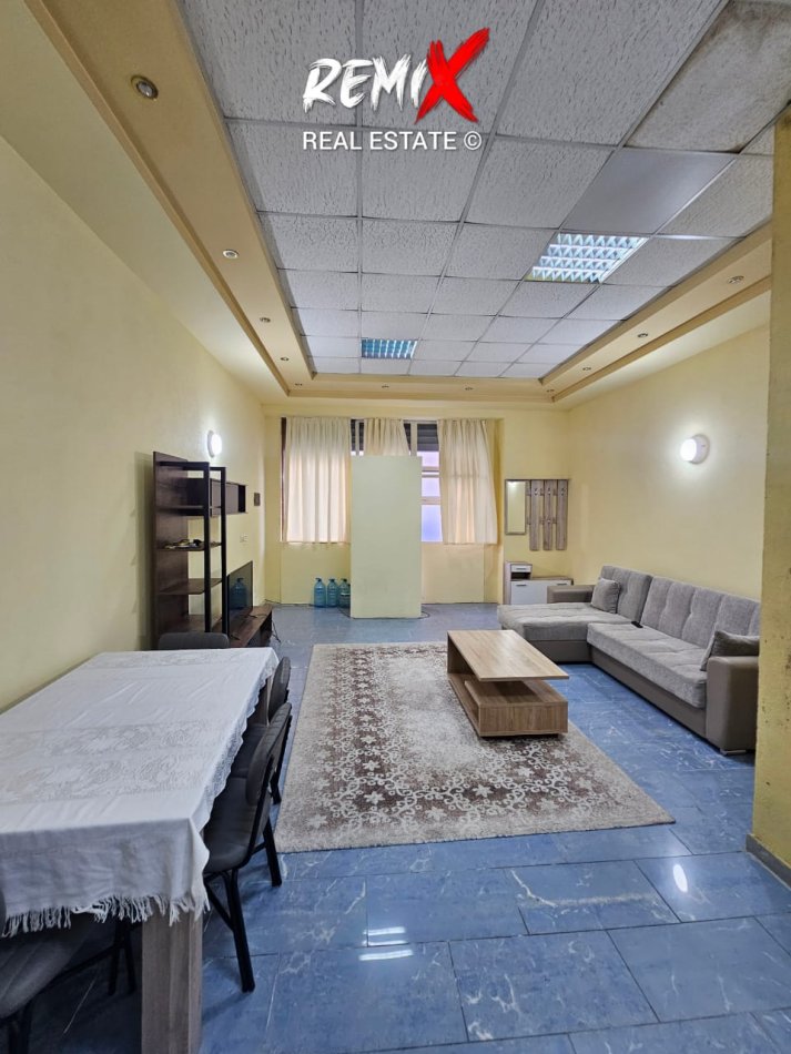 Durres, jepet me qera garsonier 1+1 Kati 1, 210 € 