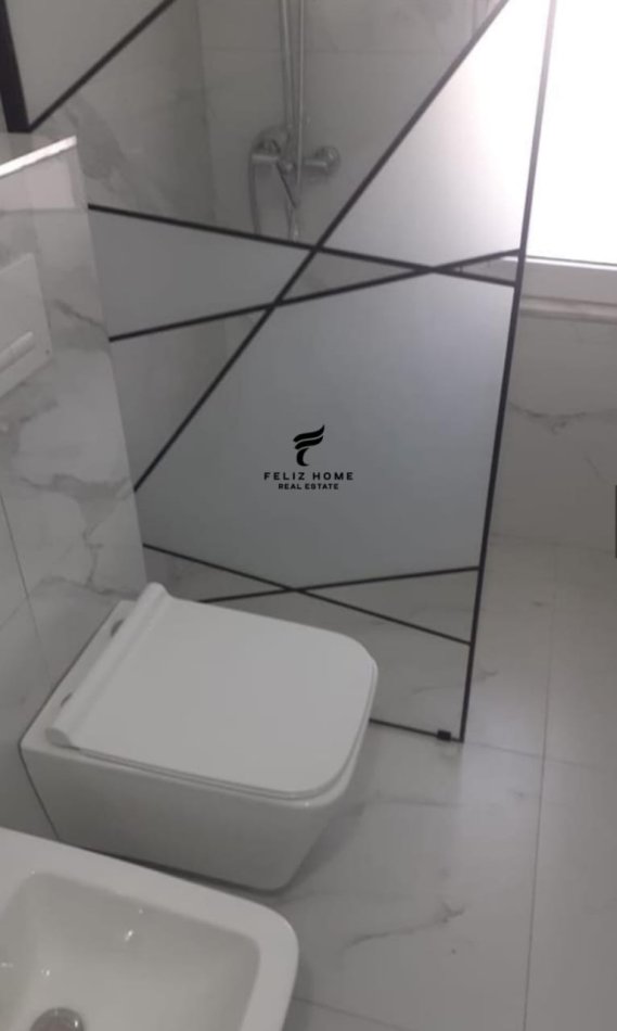 Tirane, shitet apartament 1+1 Kati 5, 57 m² 82.000 € (ALI DEMI)