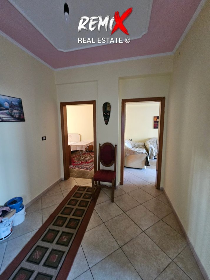 Durres, jepet me qera apartament 1+1+Aneks+Ballkon Kati 4, 60 m² 300 € 