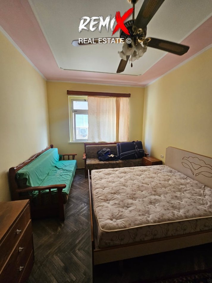 Durres, jepet me qera apartament 1+1+Aneks+Ballkon Kati 4, 60 m² 300 € 