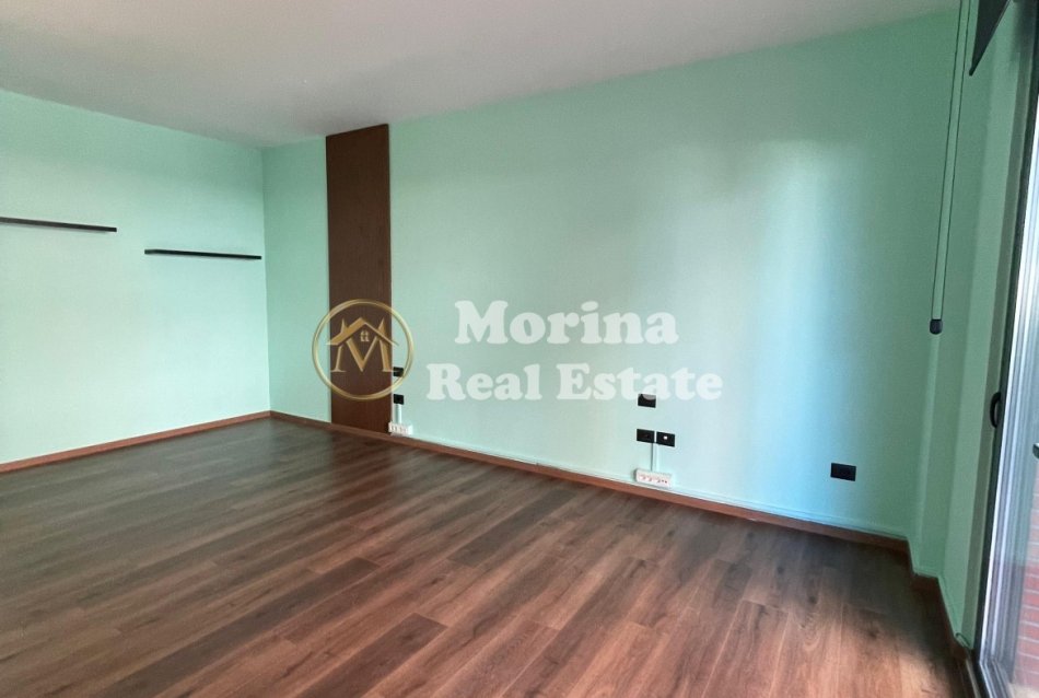 Tirane, jepet me qera ambjent biznesi Kati 6, 133 m² 1.400 € (Blloku)