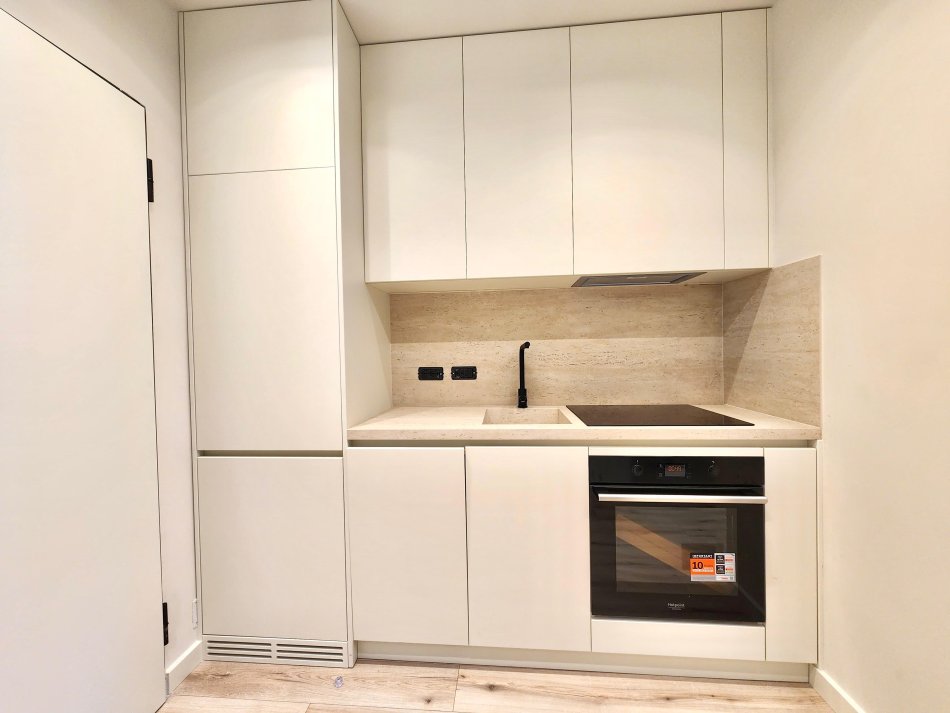 🤩Brand New: 1+1 Modern 📍 Komuna e Parisit - Pranë Kika 1 | 💯% i Ri, Harmoni ne ngjyra & mobilim (( 800€/muaj ))