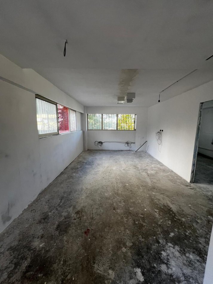 Tirane, shes apartament 2+1 Kati 1, 106 m² 137.000 € (Liqeni Thate)