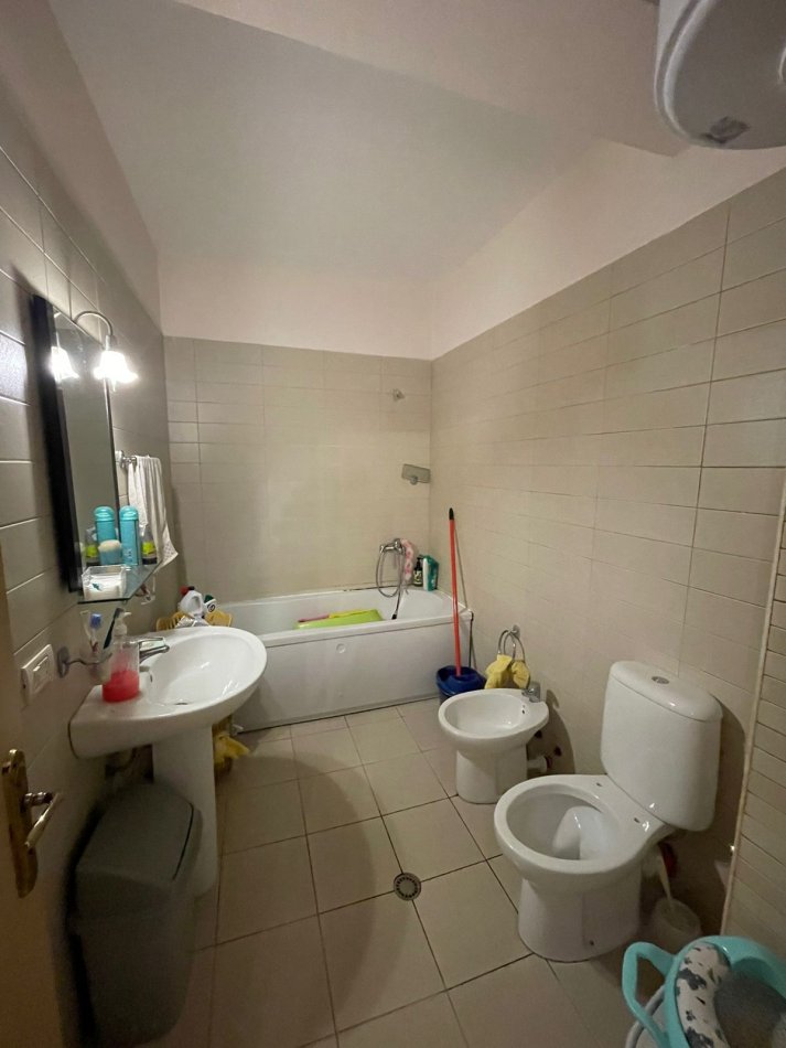 Tirane, shitet apartament 2+1 Kati 6, 108 m² 141.000 € (Astir, Tirane, Shqiperia)