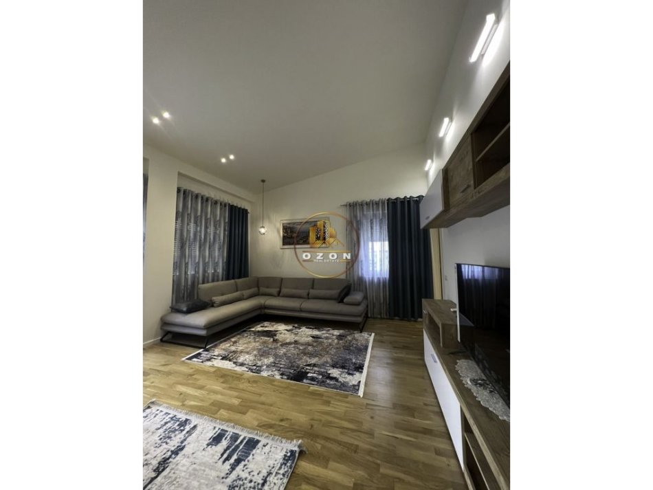JEPET ME QERA SUPER APARTAMENT 2+1+2+1POST PARKIMI PRANE TEG !