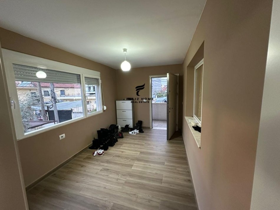 Tirane, shitet apartament 3+1 Kati 2, 98 m² 140.000 € (DON BOSKO)