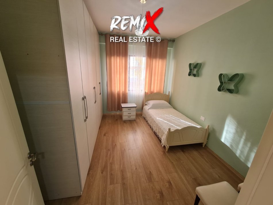 Durres, shitet apartament 2+1+Aneks+Ballkon Kati 4, 