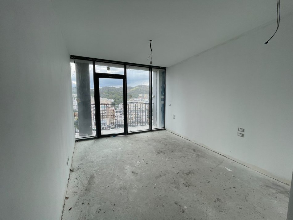 Tirane, shitet apartament 2+1 Kati 10, 126 m² 333.000 € (Lake View Residence)