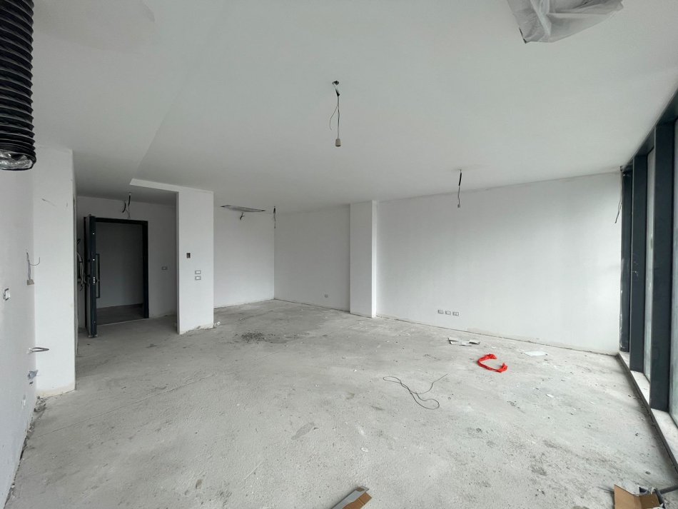 Tirane, shitet apartament 2+1 Kati 10, 126 m² 333.000 € (Lake View Residence)
