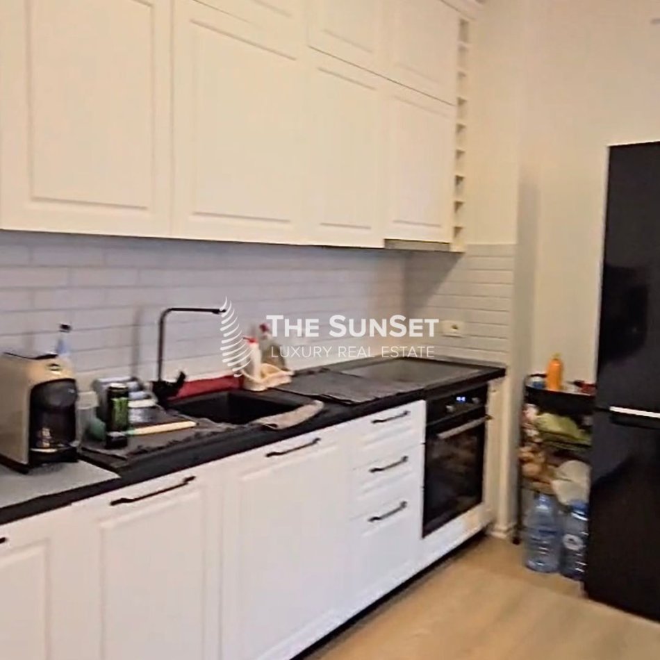 Tirane, shes apartament 1+1 Kati 1, 77 m² 116.000 €