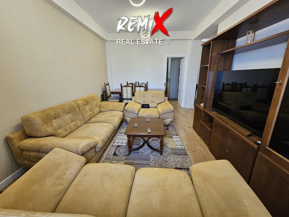 Durres, jepet me qera apartament 2+1+Aneks+Ballkon Kati 5, 100 m² 500 € 