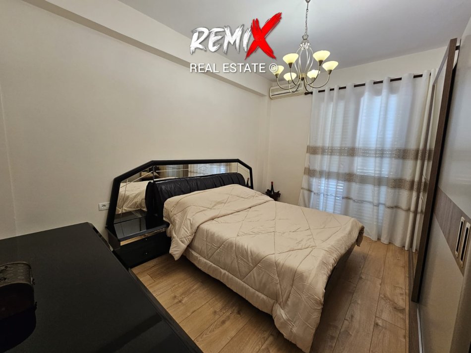 Durres, jepet me qera apartament 2+1+Aneks+Ballkon Kati 5, 100 m² 500 € 