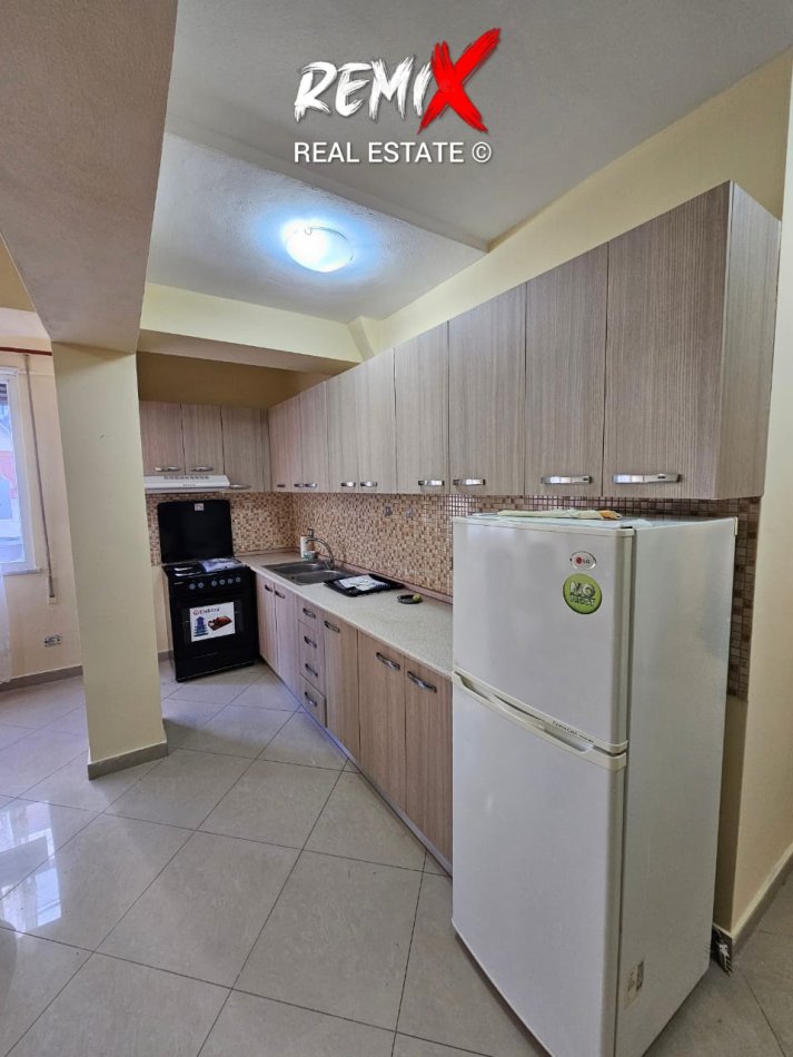 Shqiperi, jap me qera apartament 1+1+Aneks+Ballkon Kati 2, 60 m² 270 € 