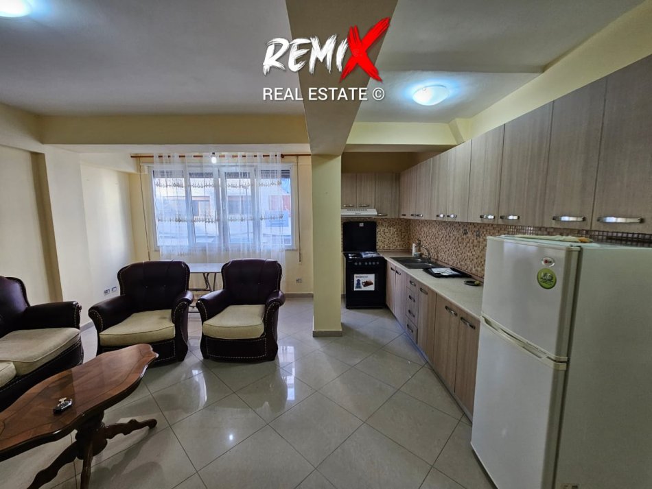 Shqiperi, jap me qera apartament 1+1+Aneks+Ballkon Kati 2, 60 m² 270 € 
