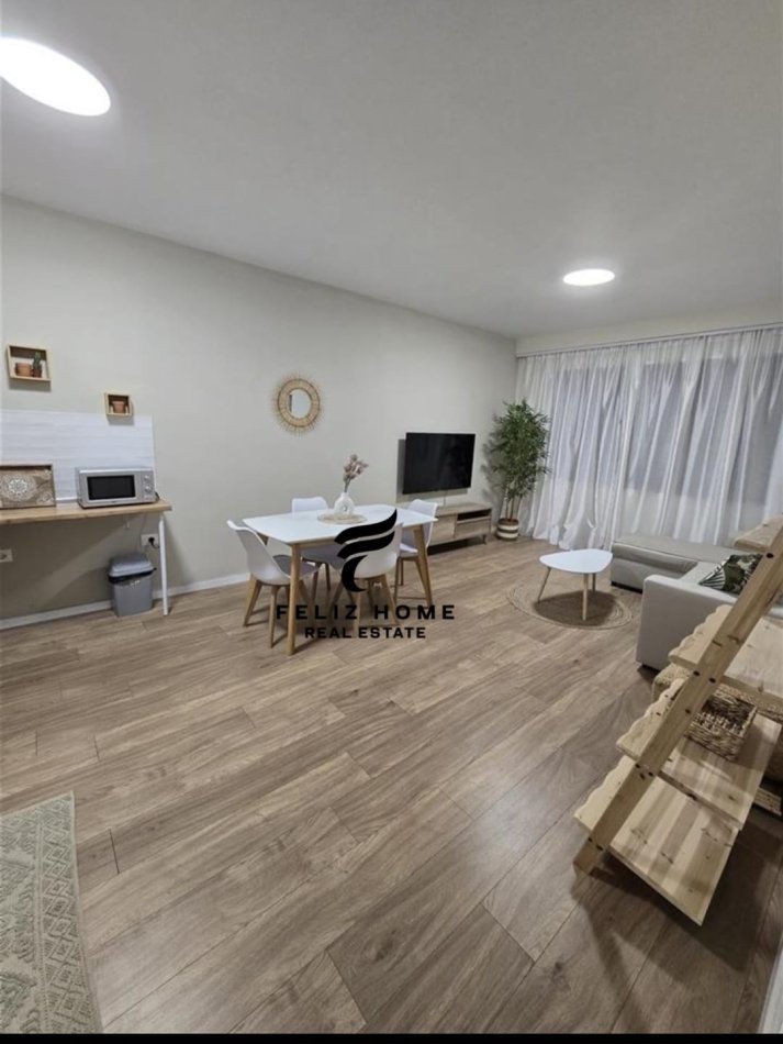 Tirane, shitet apartament 1+1 Kati 1, 85 m² (PAZARI I RI)