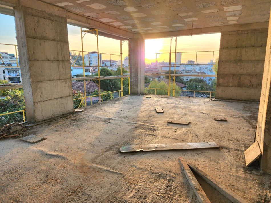 🌟 OFERTE 1270€/m2 : 2+1+2wc+Ballkon (📍Ali Dem -Evergreen Res.) (138,000 Euro )Mnd Financimi *✅+Pagese me Këste -Ndërtim Premium | Fasadë e Ventiluar (600m nga fusha Alidemit)