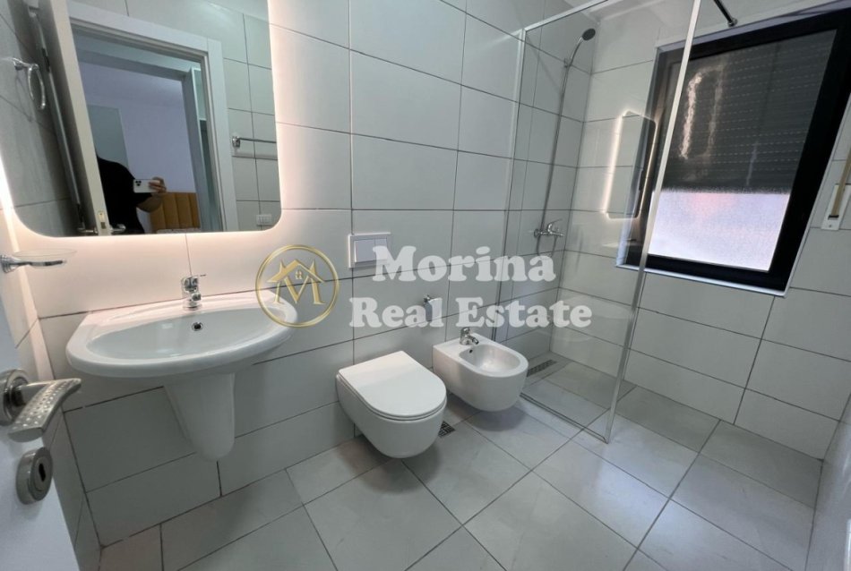 Tirane, jepet me qera apartament 2+1 Kati 2, 110 m² 800 € (Kodra e Diellit)