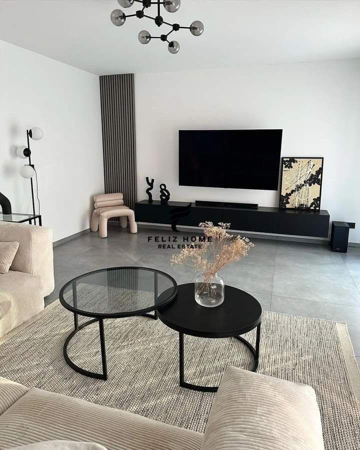 Tirane, jepet me qera apartament 3+1 Kati 2, 105 m² 1.000 € (KOPSHTI ZOOLOGJIK)