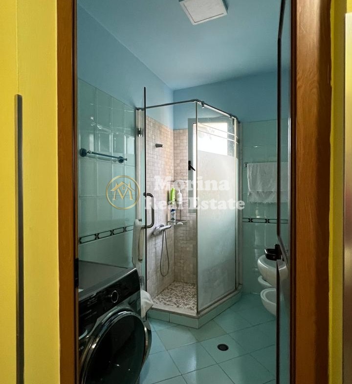 Tirane, shitet apartament 3+1+Ballkon Kati 5, 106 m² 190.000 € (Rruga Bardhyl)