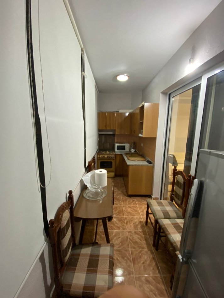 Tirane, jepet me qera apartament 1+1 Kati 7, 70 m² 550 € (Universiteti Mesdhetar)