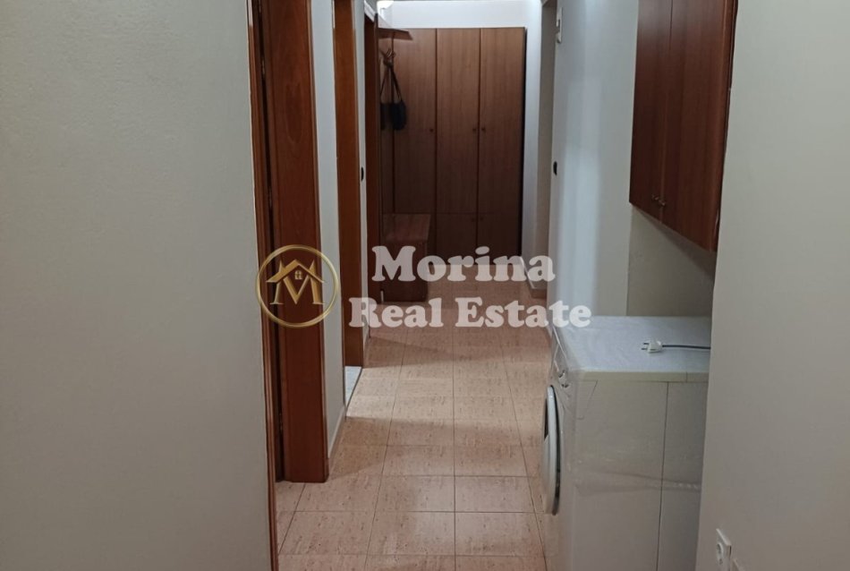 Tirane, jepet me qera apartament 2+1 Kati 2, 85 m² 700 € (Sheshi Willson)