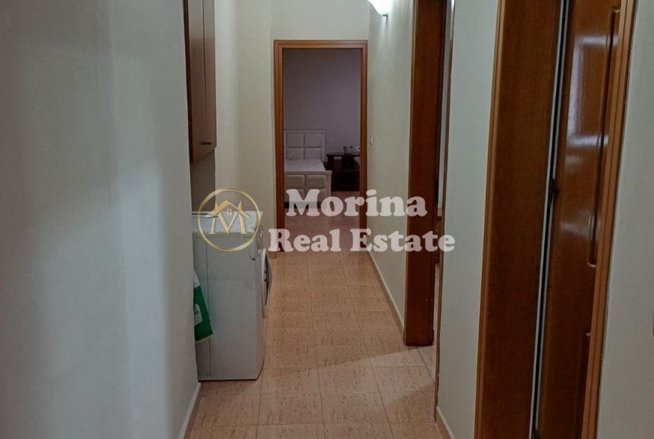 Tirane, jepet me qera apartament 2+1 Kati 2, 85 m² 700 € (Sheshi Willson)