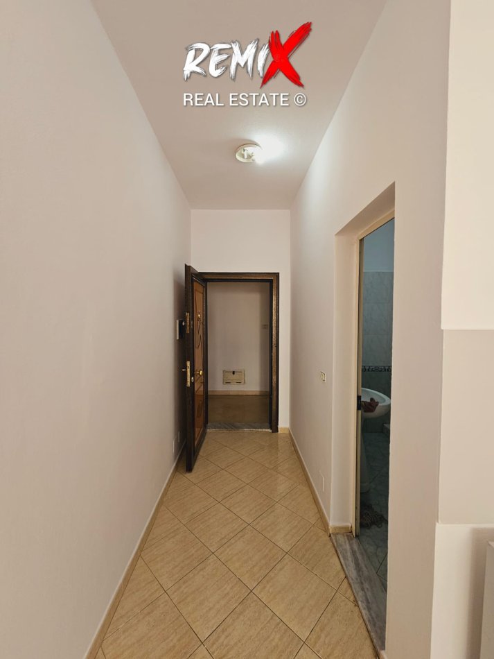 Durres Plazh, shitet garsonier 1+1 Kati 2, 45 m² 49.500 € 