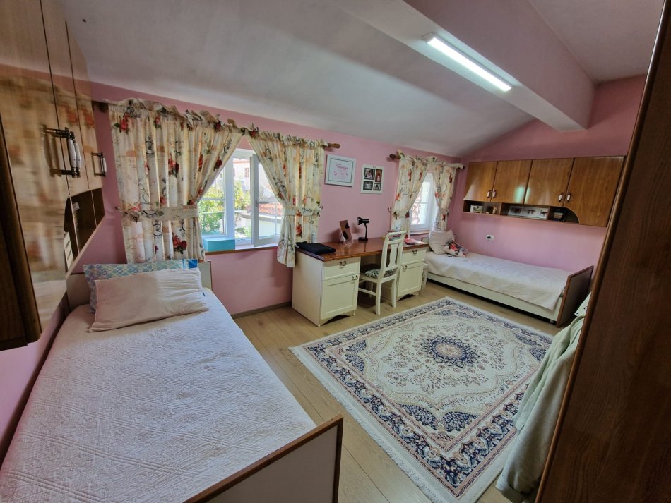 Tirane, shes Vile 3+1 Kati 0, 400 m² 360.000 € (Rr. &quot;Asim Vokshi&quot;, Tirane)