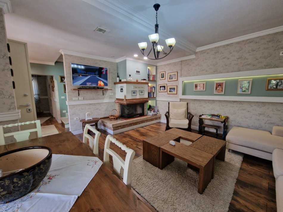 Tirane, shes Vile 3+1 Kati 0, 400 m² 360.000 € (Rr. &quot;Asim Vokshi&quot;, Tirane)