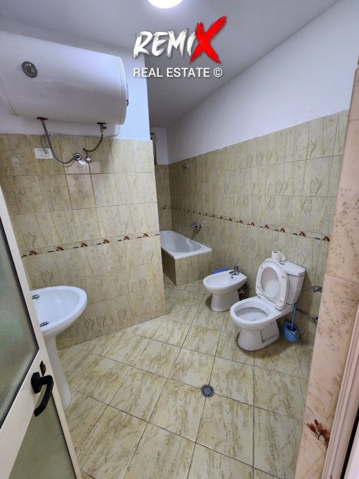 Durres Plazh, shitet apartament 2+1+Aneks+Ballkon Kati 5, 85 m² 100.000 € 