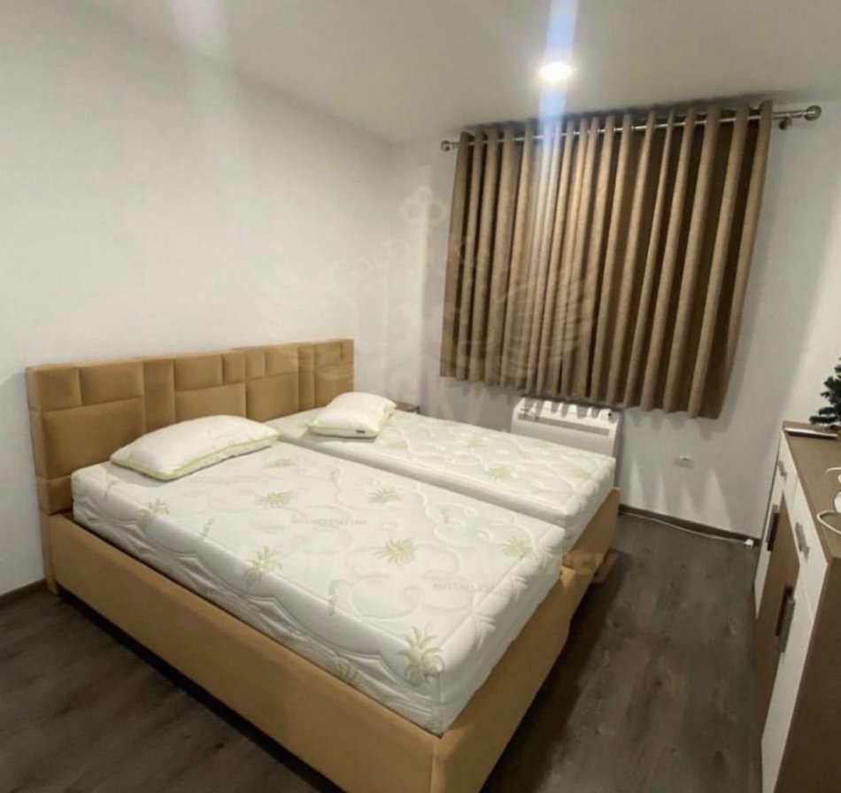 Durres, jap me qera apartament 2+1+Ballkon Kati 2, 103 m² 501 € 