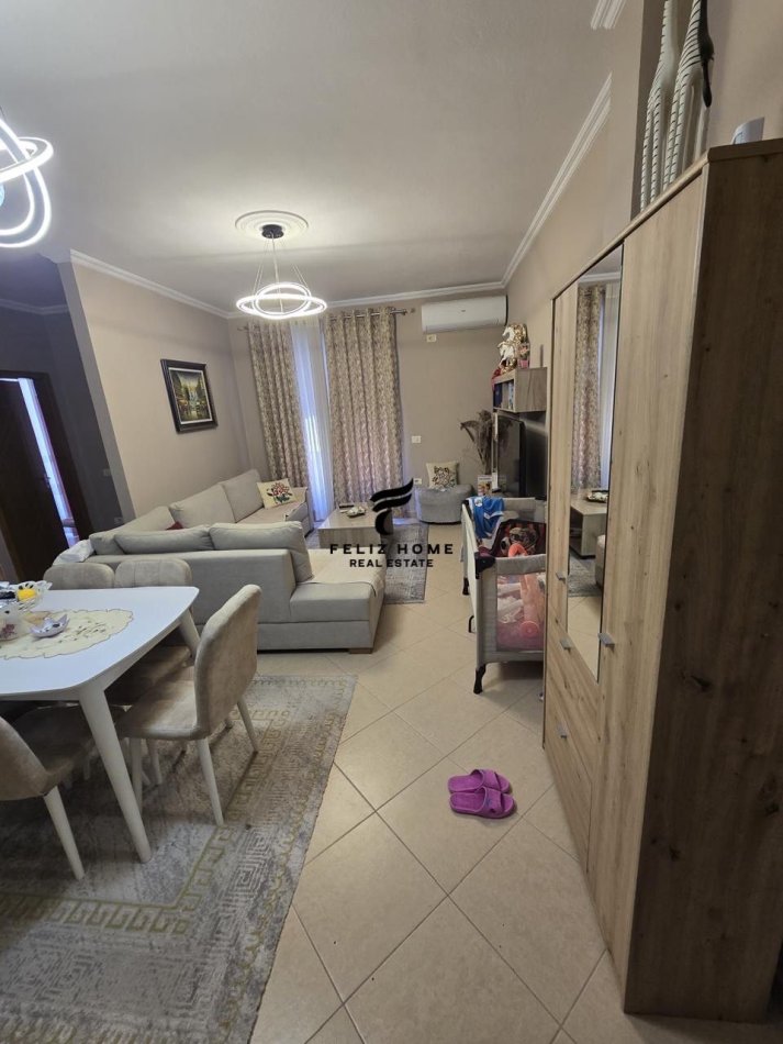 Tirane, shitet apartament 2+1+Ballkon Kati 2, 95 m² 123.000 € (FRESKU)